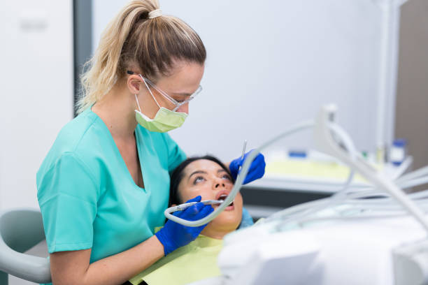 Best Emergency Dental Care for Broken or Chipped Teeth in Hewlett Harbor, NY